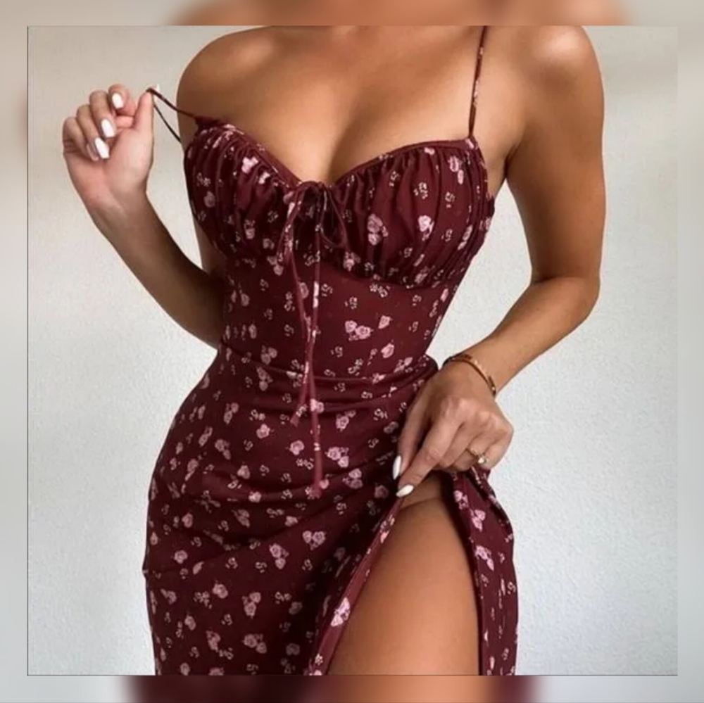 🎀House Of CB🎀 Wine Floral Bustier Midi Dress